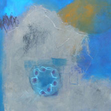 Hut Circle 2 Grey on blue